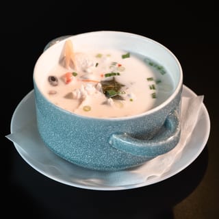 Tom Kha