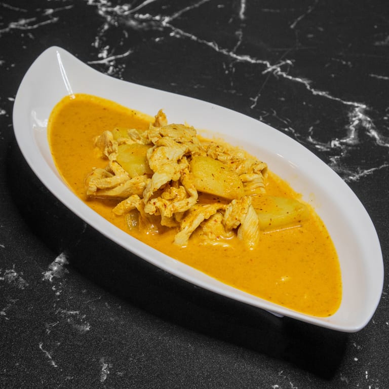 Delicious Curry Creations: Thai and Asian Fusion